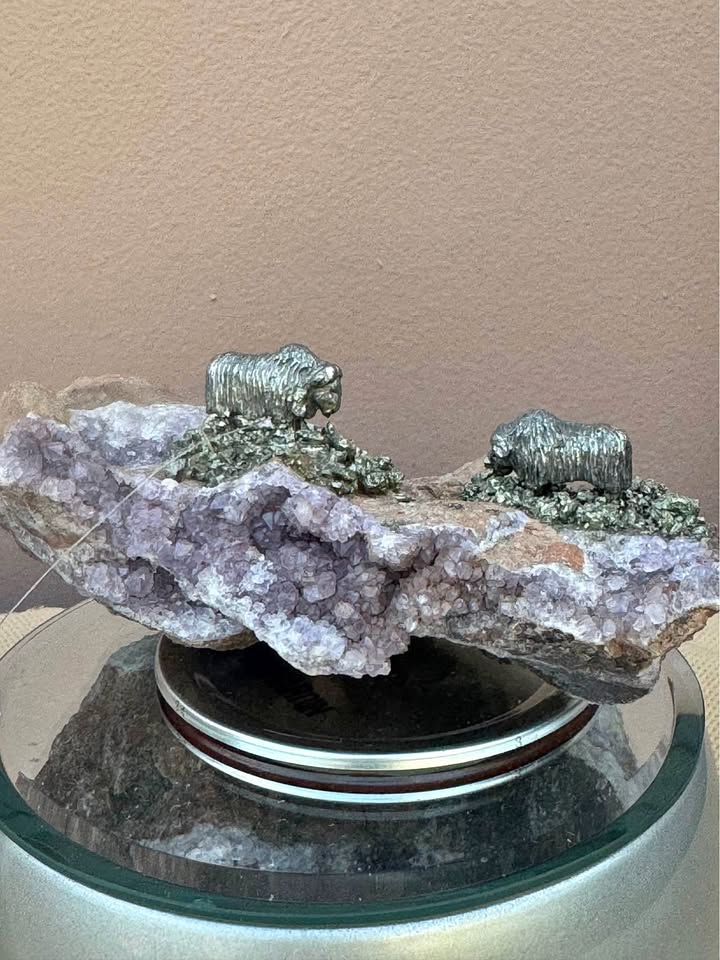 Canadian Vintage Amethyst Rock Art