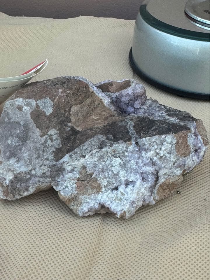Canadian Vintage Amethyst Rock Art - photo 4