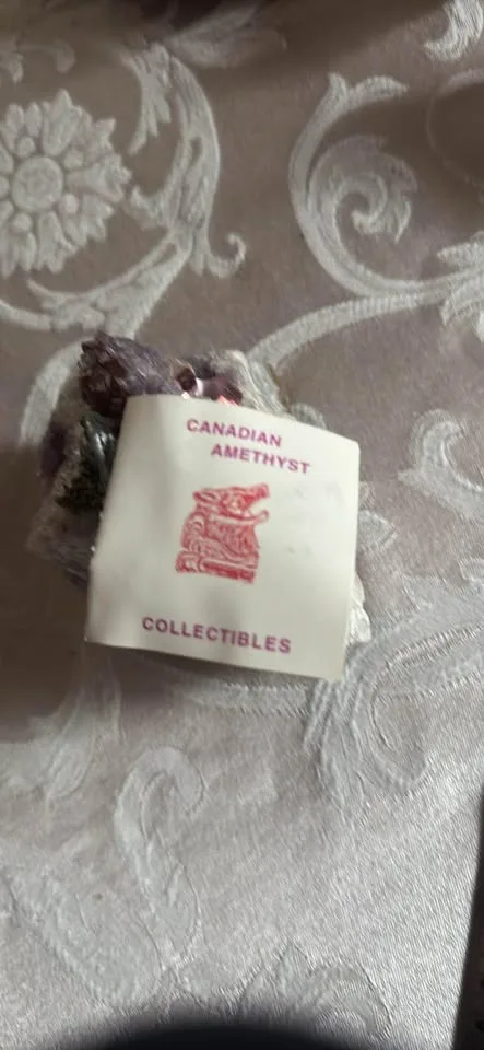 Beautiful Vintage Amethyst Art image indicator(7)