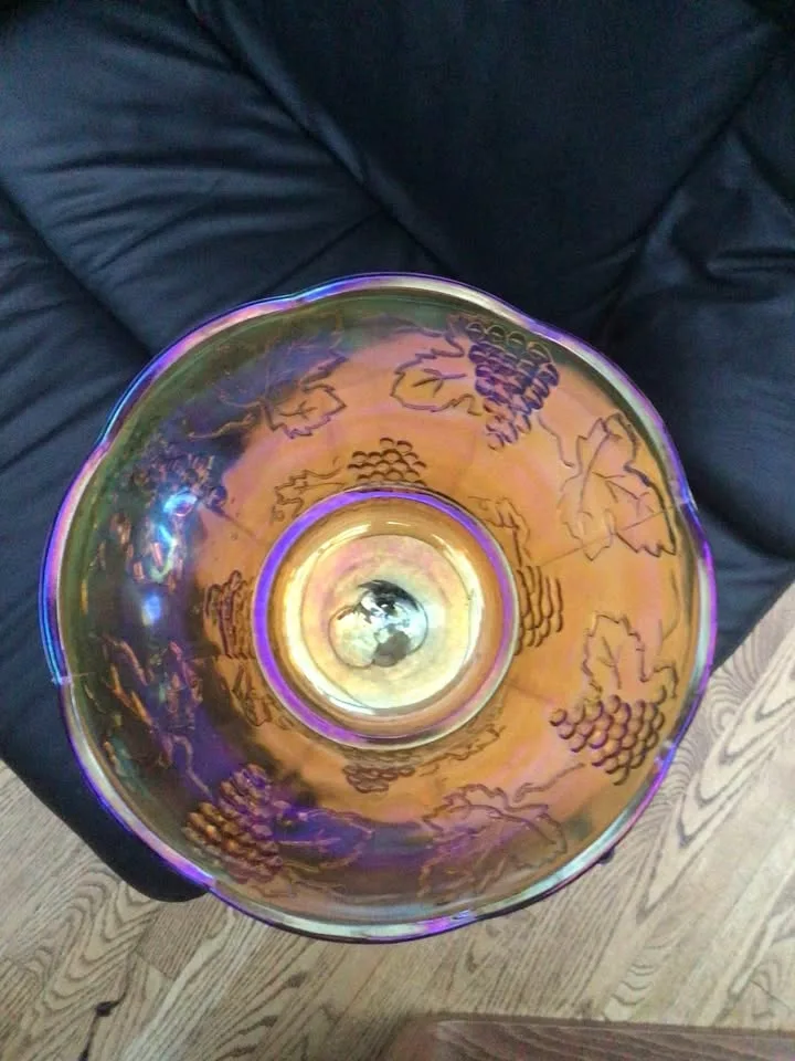 Vintage Carnival Glass Compote image indicator(2)