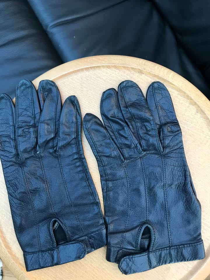 Ladies Small Leather Driving Gloves - photo 2
