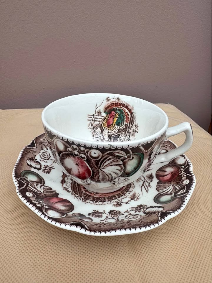 Vintage Johnsons Bros Tea Cup - "His Majesty"