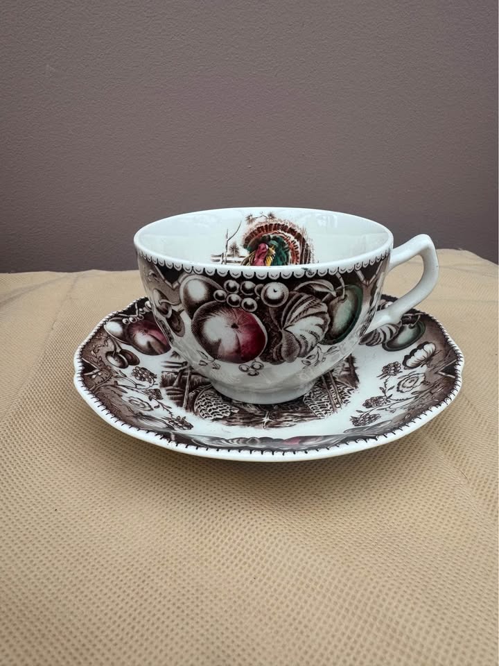 Vintage Johnsons Bros Tea Cup - "His Majesty" - photo 4
