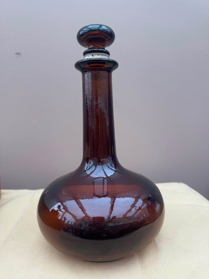 Vintage Decanter - photo 2