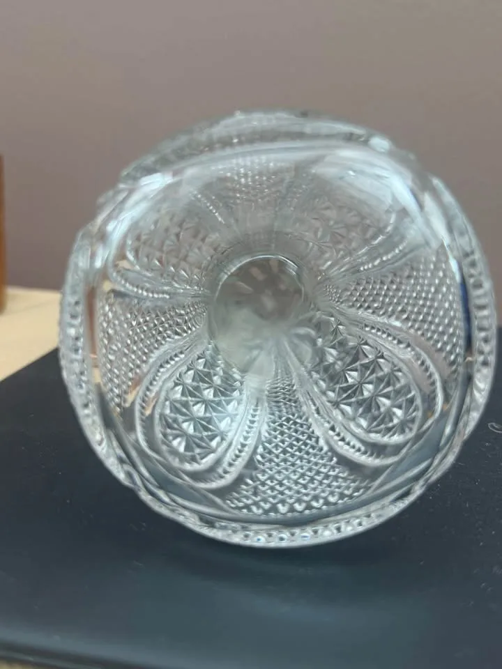 Beautiful Vintage Molded Glass Sugar Shaker image indicator(4)