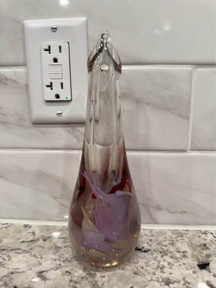 Stunning Art Glass Bud Vase - photo 3