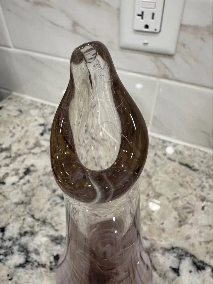 Stunning Art Glass Bud Vase image indicator(5)