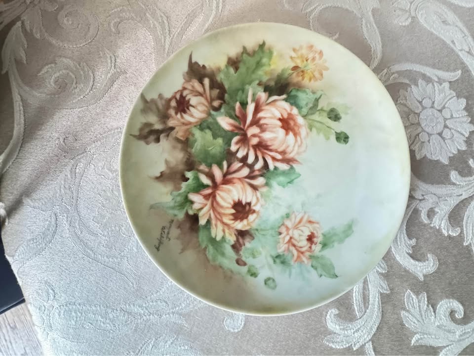 Beautiful Vintage Hand Painted Porcelain Plate - photo 2