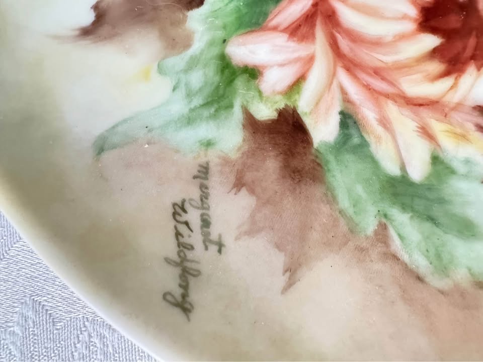Beautiful Vintage Hand Painted Porcelain Plate - photo 3