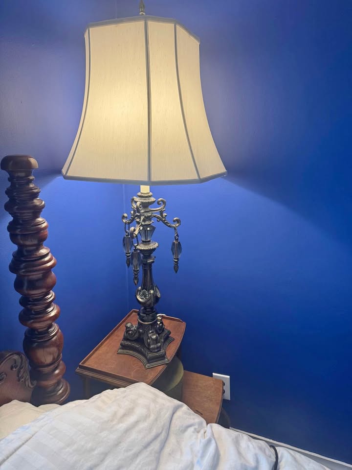 Gothic Style Table Lamp