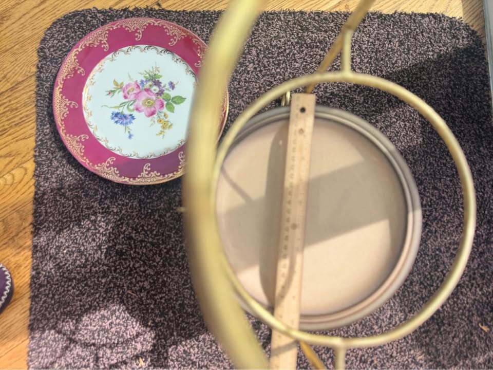 Beautiful Plate Stand - photo 3