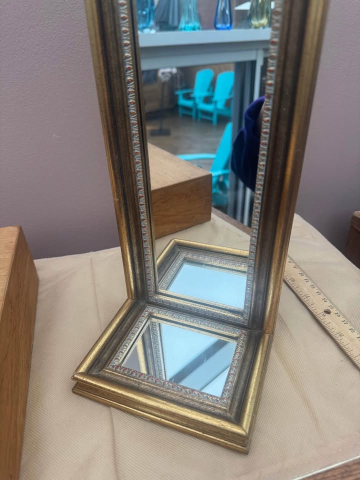 Stunning Framed Hall Mirror with Shelf - photo 2