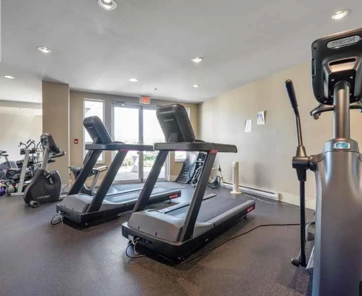 2 Beds 2 Baths - Condo w/ Rooftop Deck image indicator(9)