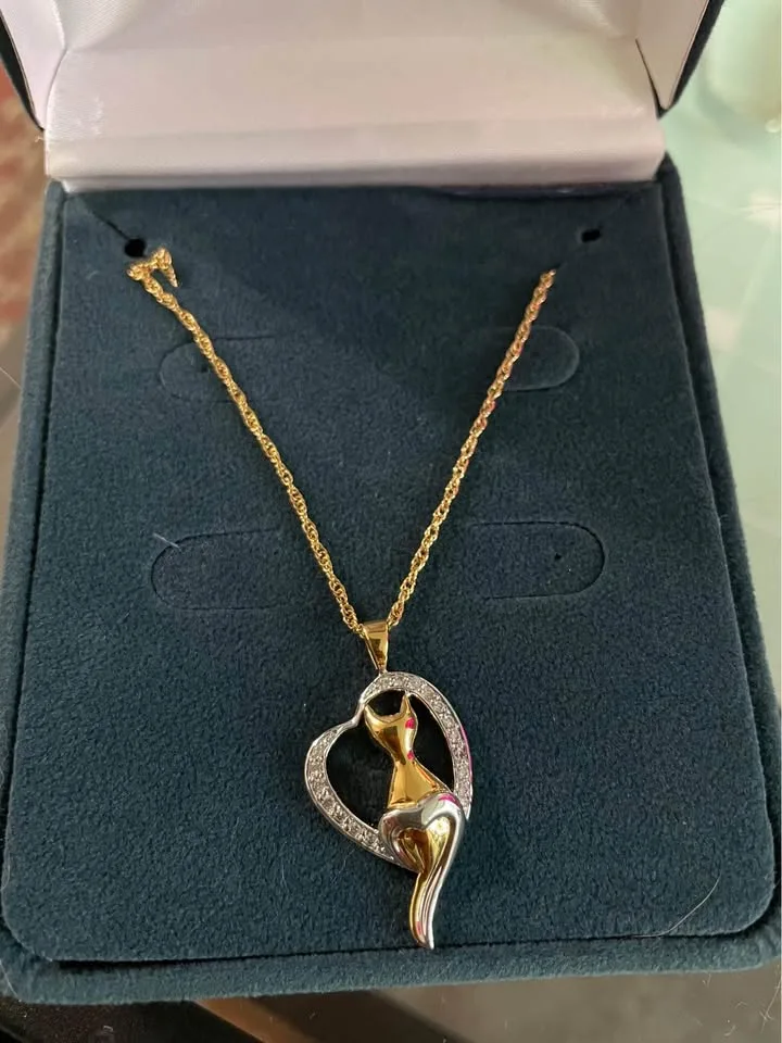 Cat Necklace plated in sterling silver and 18K-gold image indicator(2)