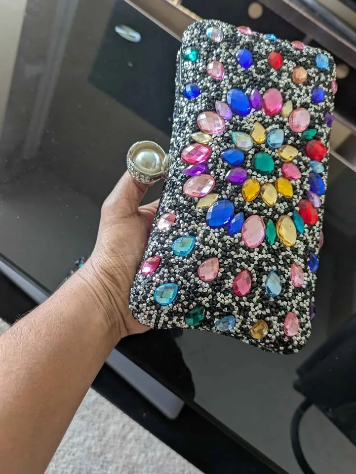 Brand new rhinestone embellished evening clutch image indicator(7)