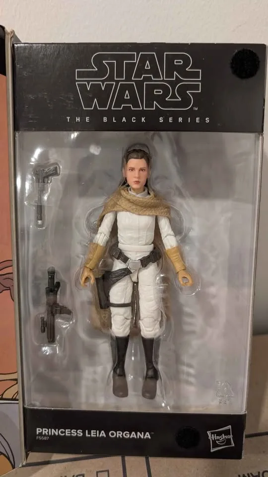 Hasbro Star Wars Black Series Princess Leia 6" Figure image indicator(3)