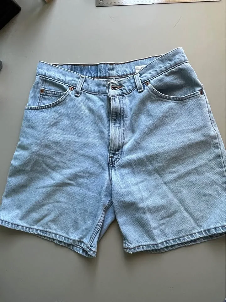 Levi’s Orange Tab Vintage Shorts image indicator(2)