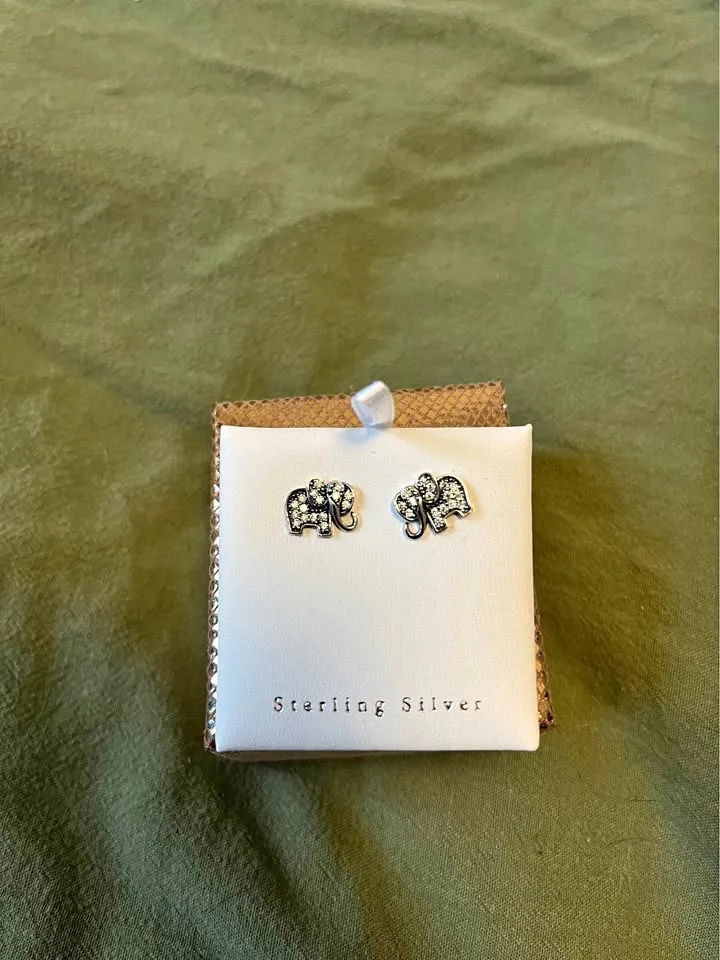 Sterling Silver Elephant Earrings thumbnail