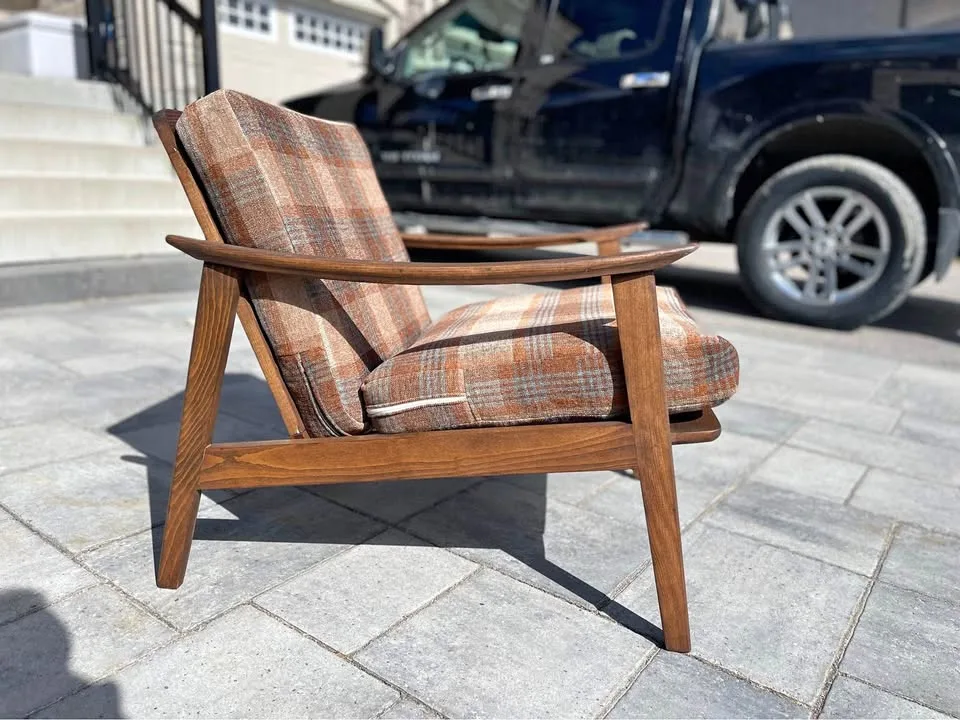 Mcm walnut arm chair( 3 Available ) thumbnail