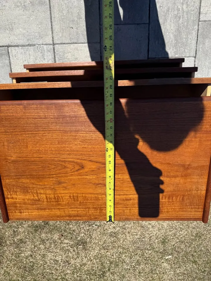 Mcm teak dresser ( refinished image indicator(5)