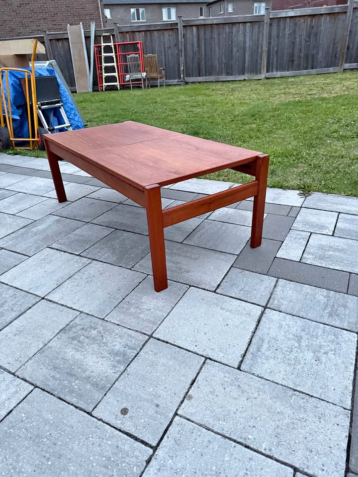 Mcm Danish teak table