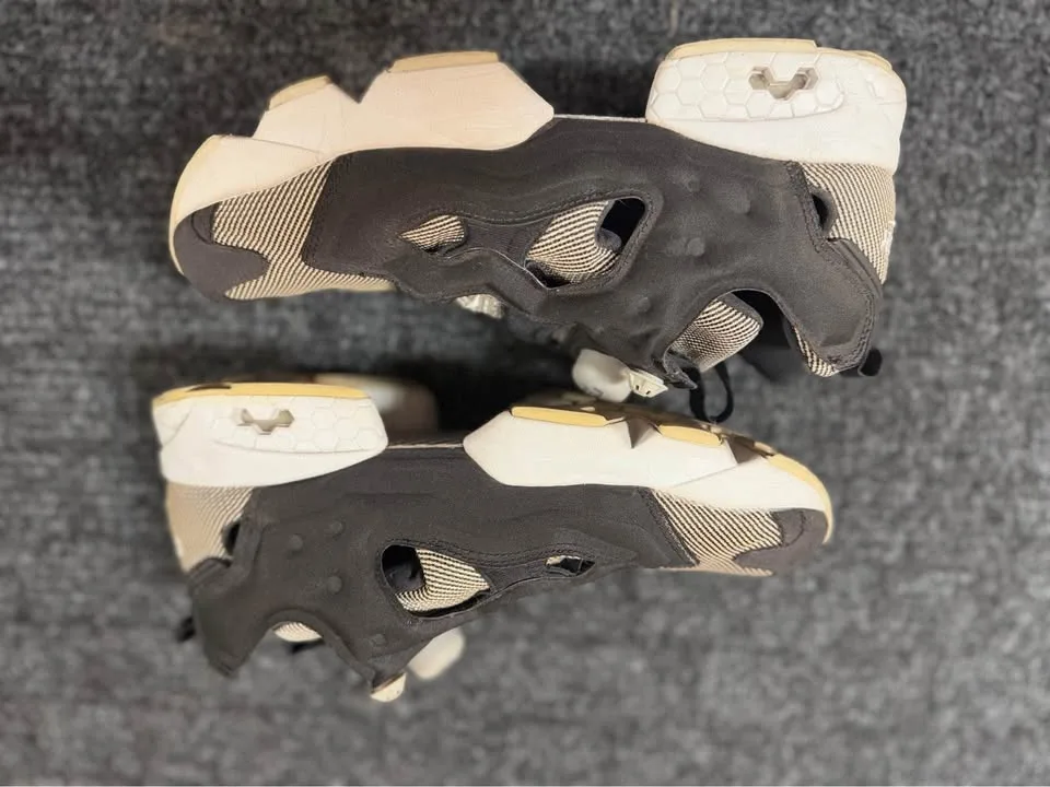 Reebok Pumpfury Black & Grey Size US 9 image indicator(5)