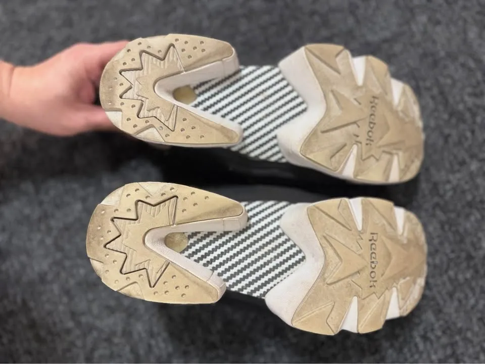 Reebok Pumpfury Black & Grey Size US 9 image indicator(7)