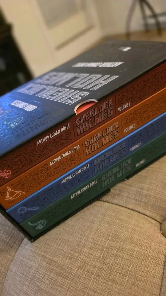 Sherlock Holmes box set (PORTUGUESE) image indicator(2)