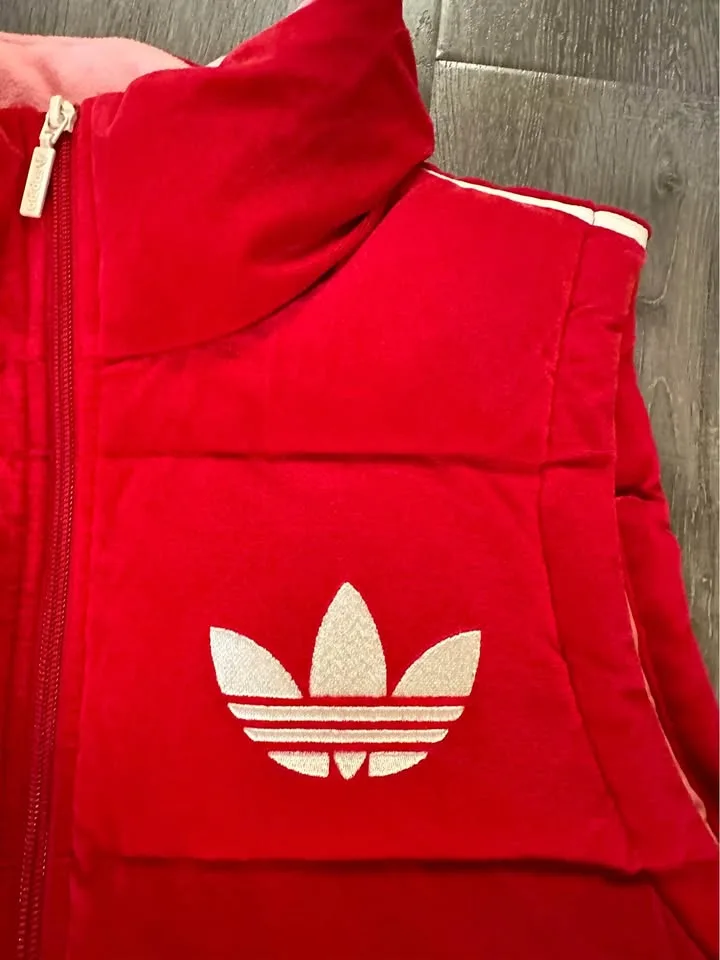 Adidas Red Velvet Down Vest Size S ( Can fit up to size M ) image indicator(2)