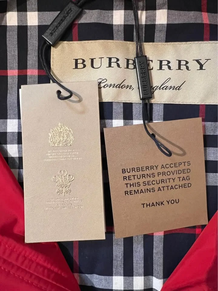 Brand New Burberry wind breaker jacket XL supreme coach Dior image indicator(7)
