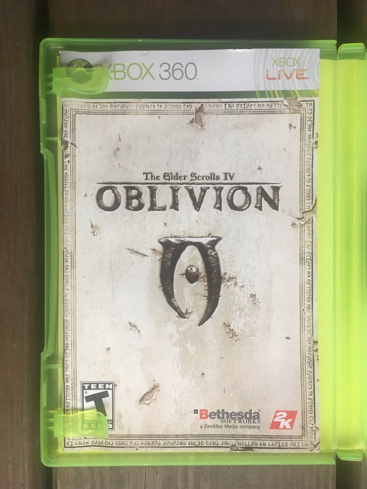 Elder Scrolls IV: Oblivion Complete - Xbox 360 - photo 3