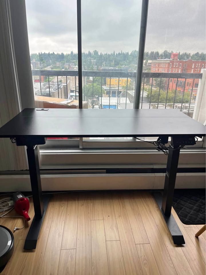 Standing Desk black comes with drawer and headphone stand