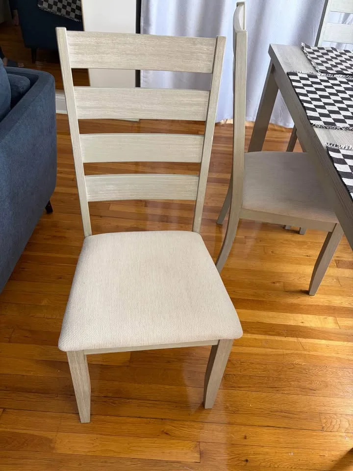 Gray Oak Dining Set image indicator(4)