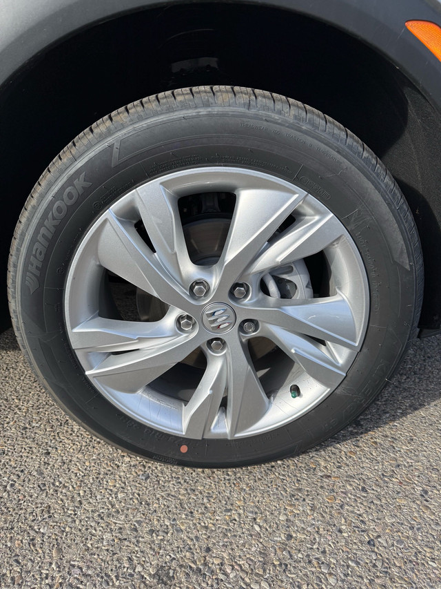 LIKE NEW ALL SEASON TIRES HANKOOK - KINERGY GT H436225/55 R18 H