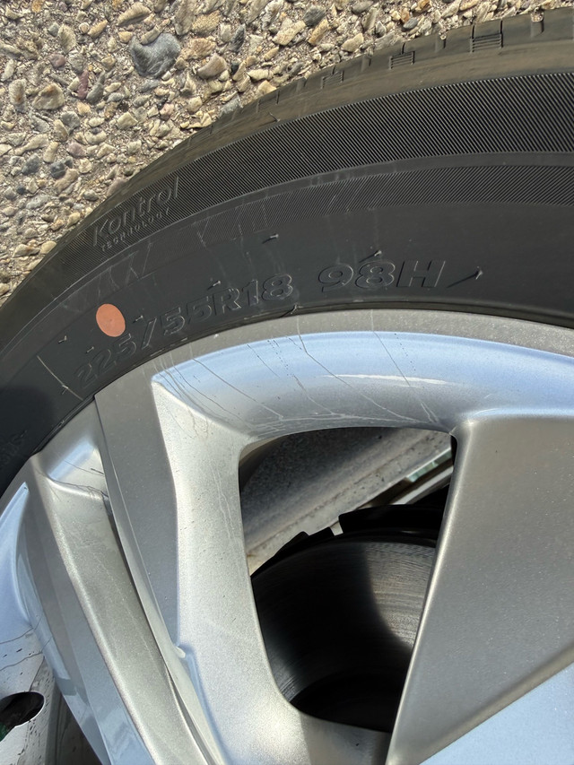 LIKE NEW ALL SEASON TIRES HANKOOK - KINERGY GT H436225/55 R18 H - photo 4