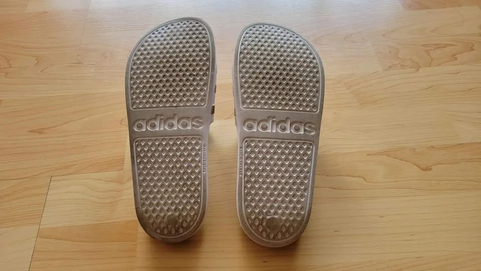 Adidas Women White Slides - Size 7US image indicator(3)