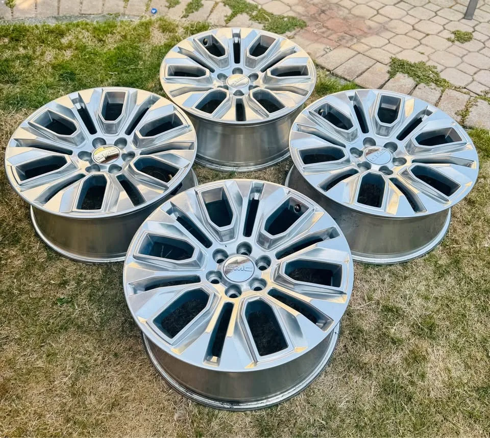 22” GMC Sierra Denali Factory Rims & TPMS image indicator(3)