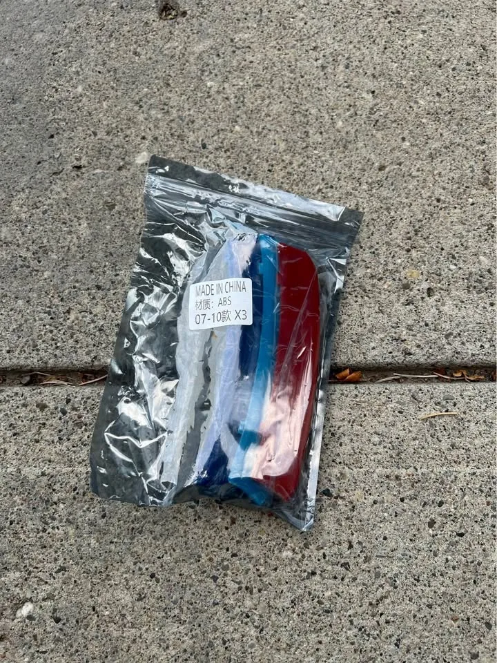 2007-2010 BMW X3 E83 Front Grille Grill Cover Clip Trim thumbnail