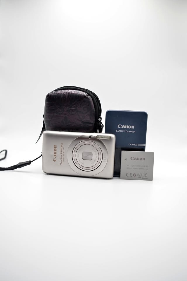 Canon SD1400 IS – Ultra-Slim Digital Camera