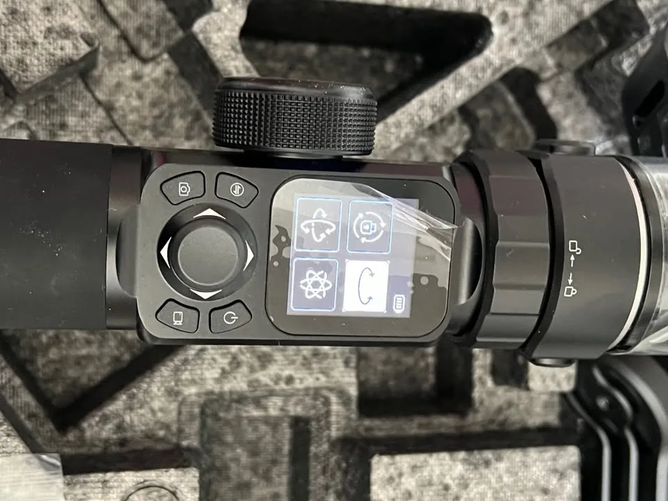 Feiyu AK4500 Gimbal Stabilizer Essentials Kit image indicator(3)