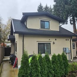 3 Beds 3 Baths House