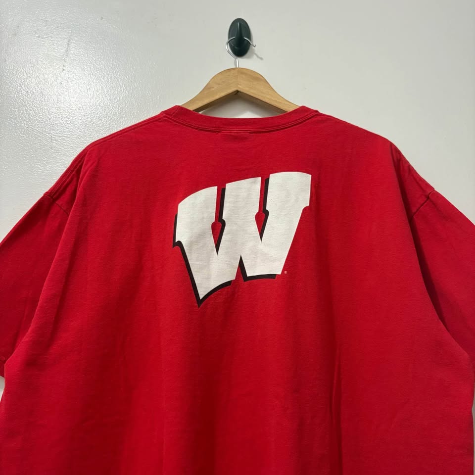 VINTAGE NIKE WISCONSINS BADGER TEE - photo 4