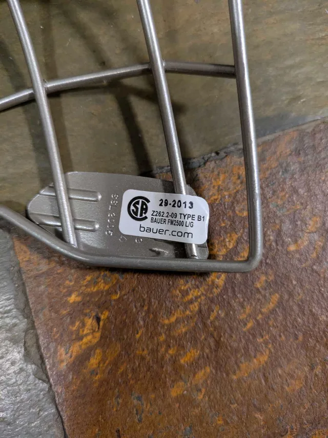 Kids Hockey Face Shield image indicator(6)