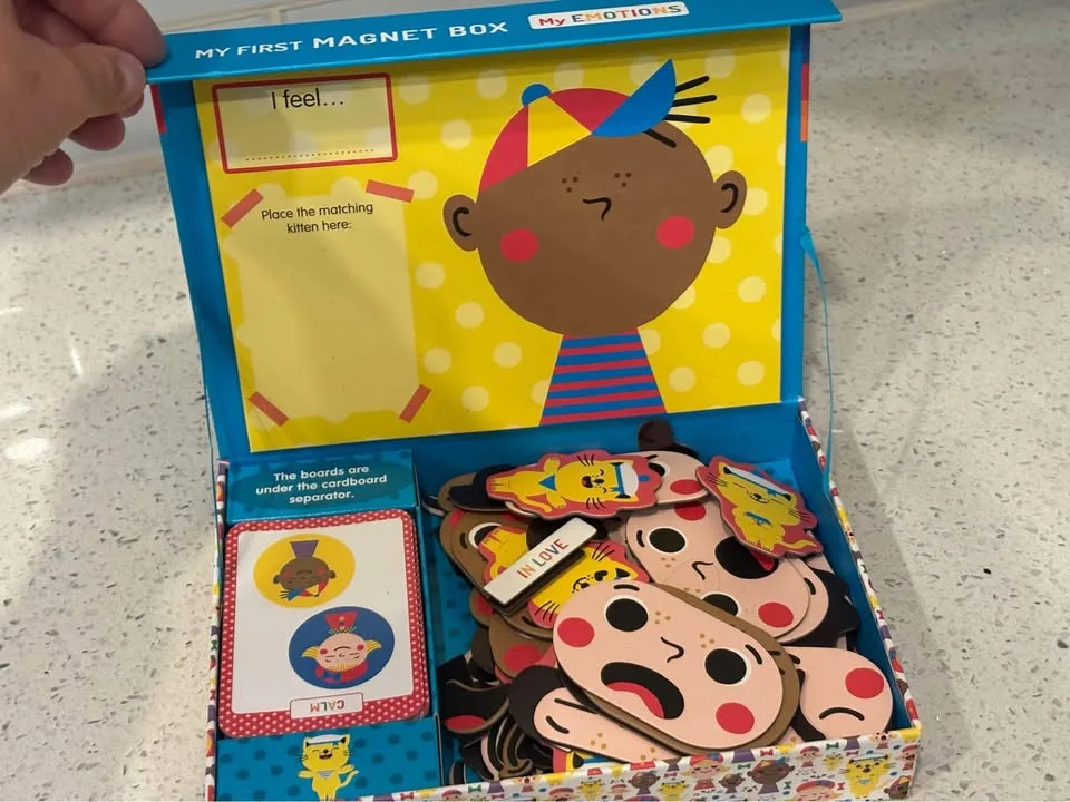 MY FIRST MAGNET BOX The HUMAN BODY/ MY EMOTIONS image indicator(2)