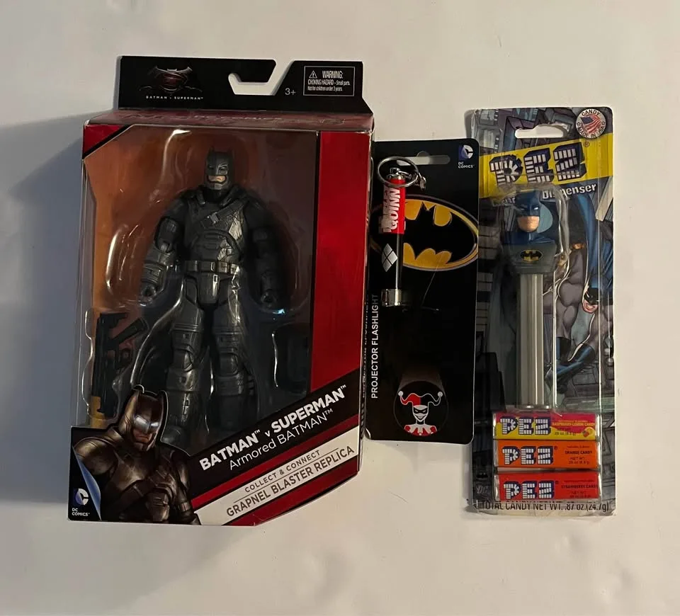 Batman DC Comics Collectibles Lot image indicator(2)