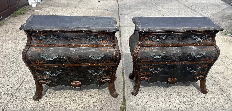Collezioni Europa Bombay Chests (reproductions)