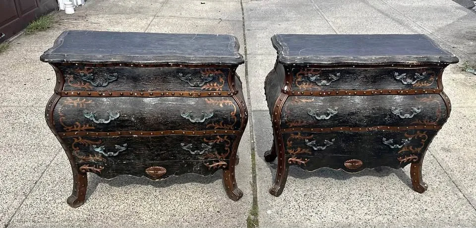 Collezioni Europa Bombay Chests (reproductions) thumbnail