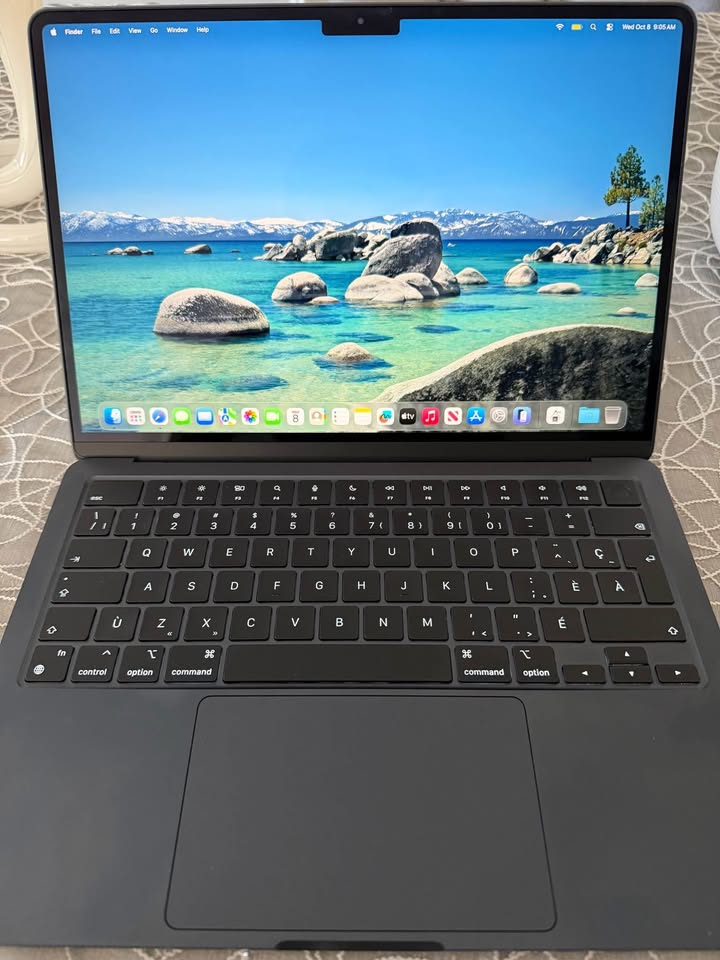 MacBook Air M2 (2022) - 13.6", 16GB RAM, 256GB SSD, Midnight - photo 3