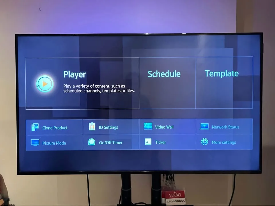 48 inch Samsung Digital signage Display with movable stand image indicator(3)