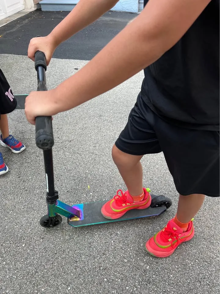 Root industries type R Rainbow Professional scooter image indicator(2)